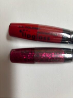 L.A. Colors Lip Gloss Duo - Red & Sparkling Pink